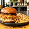 Crispy Burger cu Piept de Pui